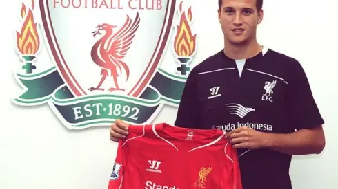 Liverpool terminate Javier Manquillo’s 2-year loan from Atletico Madrid