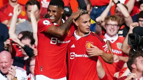 Manchester United climb to fifth place after defeating Arsenal