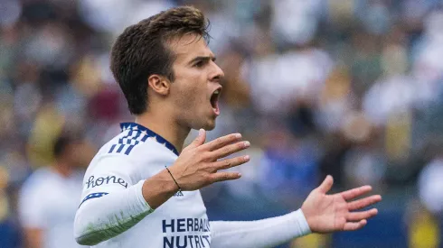 Riqui Puig among investors in new soccer esports game