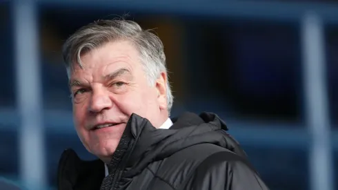 Leeds call on Sam Allardyce to rescue club from relegation