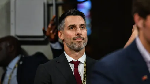 Bocanegra not leaving Atlanta for Rangers, says report