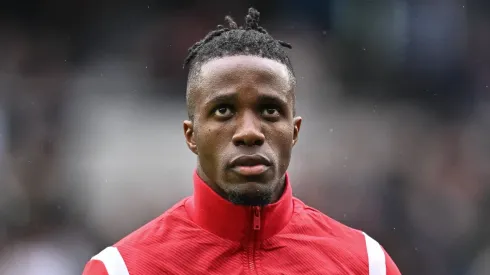 Wilfried Zaha completes move to Galatasaray as free agent