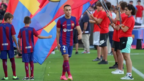 Dest opens up about challenges at Barcelona amid exit talk