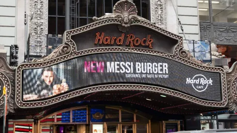 Is the Messi Burger worth buying? Watch the taste test