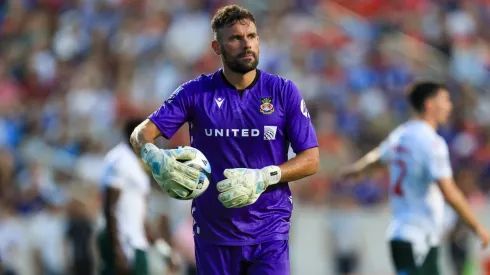 Wrexham hero Ben Foster retires after four League Two games