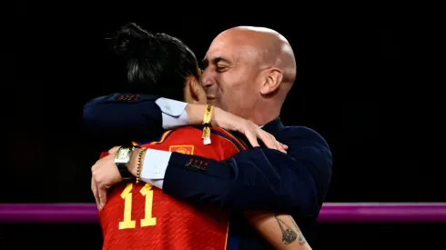 Mother of RFEF President Rubiales weirdly protests son's status