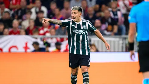 Possible surgery for Lisandro Martinez: How long will he be out?