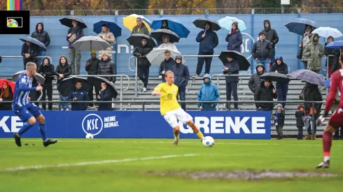 Does rain stop a soccer match?