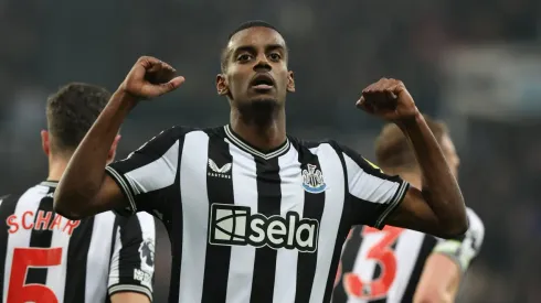 Isak wants to stay with Newcastle amid fears club will sell stars
