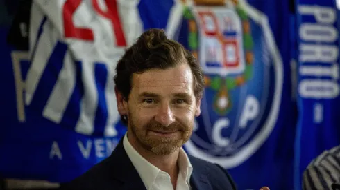 Rare: Porto boss to exit after signing new deal with ex-president