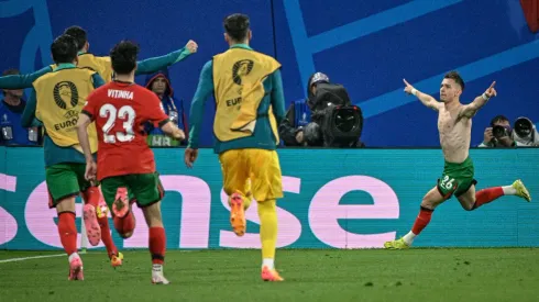 Portugal survives Czechia scare with stoppage-time winner