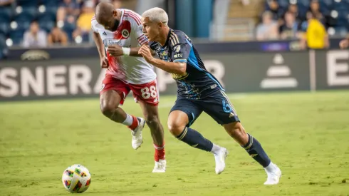 How does Cavan Sullivan debut at 14 compare to other sports?