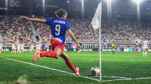 Women's soccer growth fueled by investors Kang and Ohanian