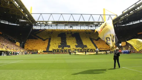 Yellow Wall turns red: Dortmund fans blast arms deal
