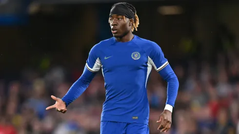Cash bonanza for Chelsea? Talks for main kit sponsor heat up