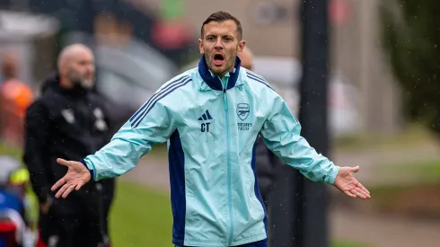 Wilshere set to leave Arsenal to be assistant coach at Norwich