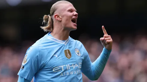 The potential transfer of Erling Haaland to PSG highlights the contrasting approaches of two football giants.