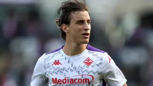Edoardo Bove of Acf Fiorentina during warm up before the Serie A football match beetween Torino Fc and Acf Fiorentina at Stadio Olimpico on november 3, 2024 in Turin, Italy.