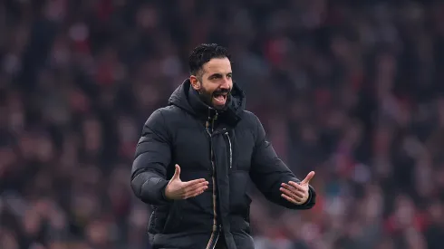 A potential player swap involving Dušan Vlahović and Joshua Zirkzee could materialize between Manchester United and Juventus.