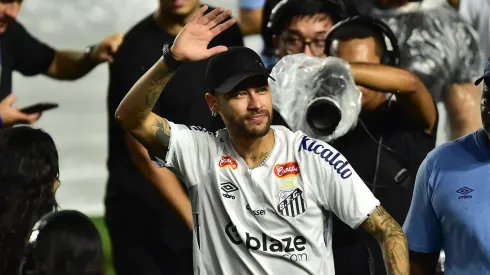 Neymar Jr. arrives for his unveiling as the new player of Santos at Urbano Caldeira Stadium (Vila Belmiro) on January 31, 2025 in Santos, Brazil. The Brazilian striker returns to his boyhood club, 12 years after he first left to join Barcelona.