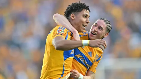 Transfer specialist César Luis Merlo reported that Atlético Madrid's Ángel Correa is in advanced negotiations with Tigres UANL.