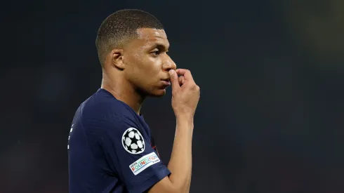 Mbappé says PSG has it due to him money! However, PSG has stated Mbappé owes them.