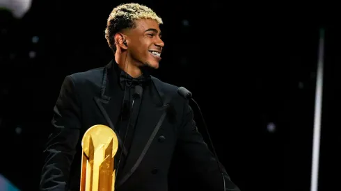Lamine Yamal wins 2025 Kopa Trophy (Best Men's Young Talent/Player of the Year) at the 69th Ballon d’Or ceremony in Paris.