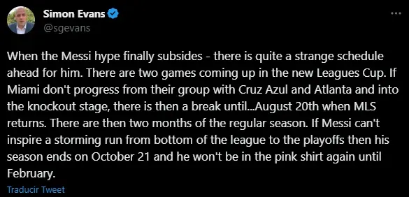 Le ponen presion a Messi (Foto: Twitter / @sgevans)