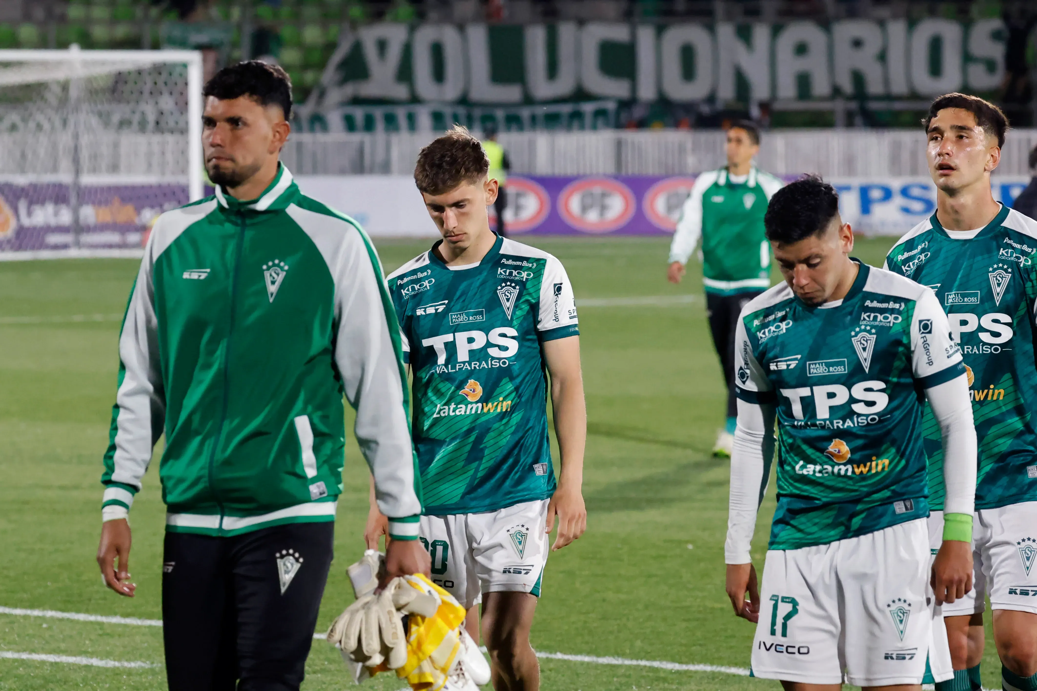 Santiago Wanderers jugará por quinto año seguido en la Primera B, una mala racha que no se veía en Valparaíso desde la década los 80. | Foto: Photosport.