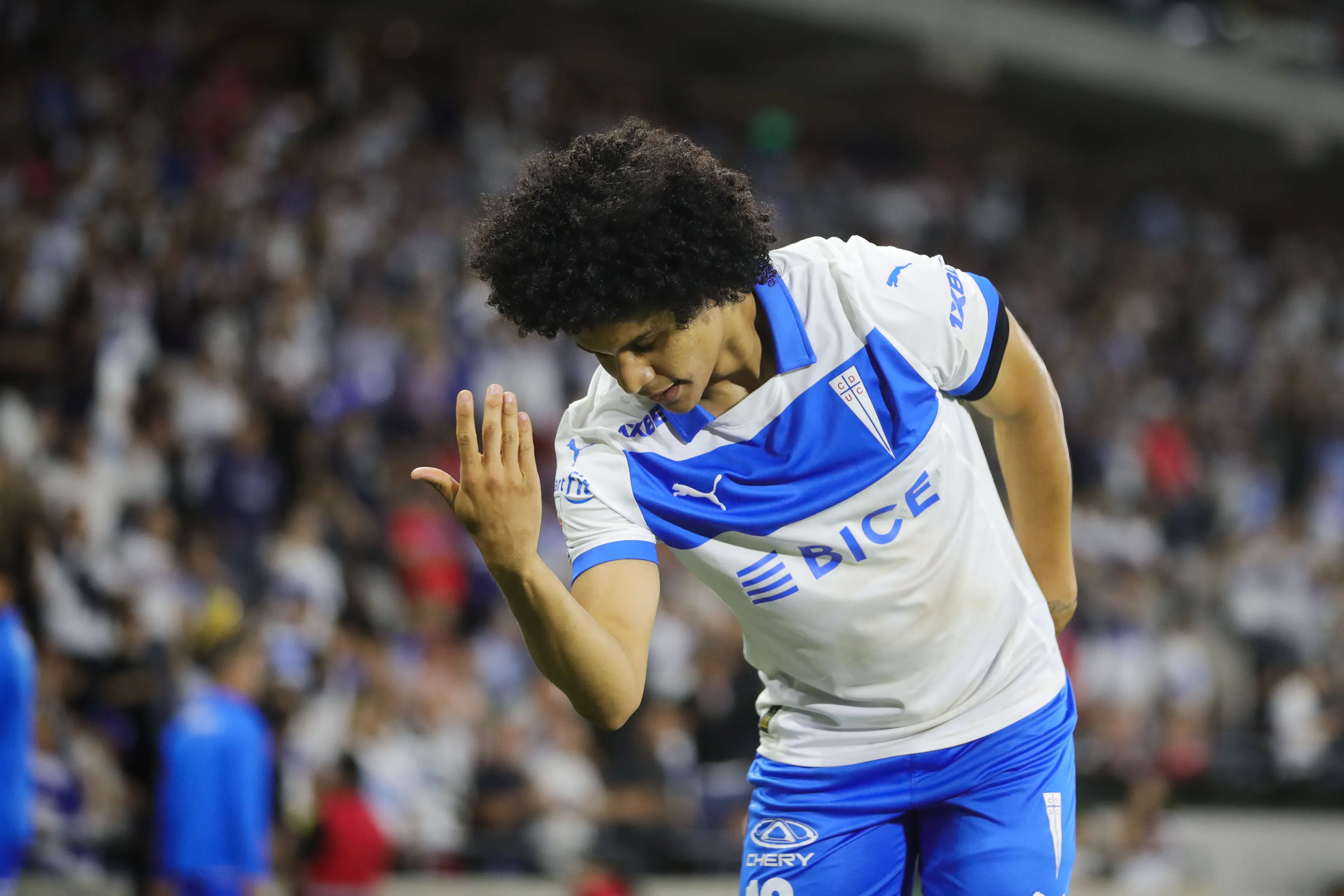Eduard Bello se va de Universidad Católica tras no llegar a acuerdo para renovar. Foto: Photosport.