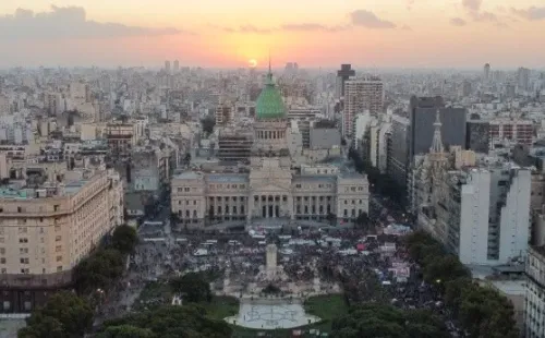 Vista aérea del Congreso, donde se reúnen la Cámara de Diputados y la de Senadores (Getty Images)