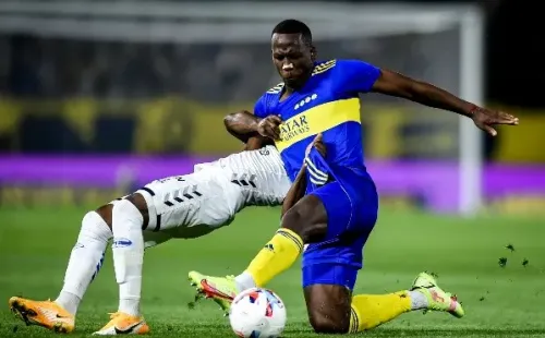 Advíncula, llamado por Gareca para las Eliminatorias. (Foto: Getty Images)