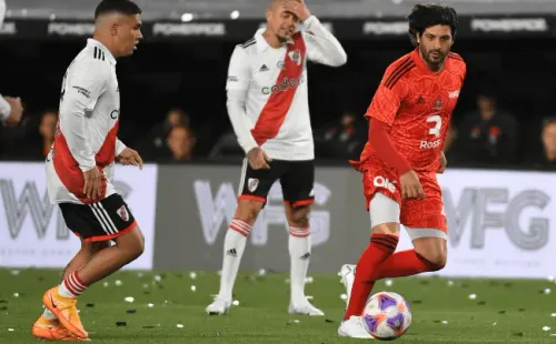 Juanfer sumó minutos en la despedida de Ponzio. (Foto: River)