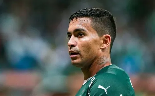 Dudu, atacante palmeirense, é um dos poucos exaltados pela torcida