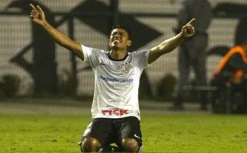 Magazine Luiza esteve na camisa do Timão em algumas partidas em 2012
