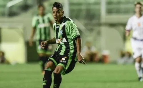 Matheusinho é observado por vários clubes da Série A desde o ano passado (Foto: Divulgação/América)