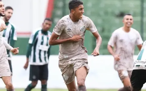 Bruno Marques faz sucesso no Santos — Foto: Pedro Ernesto Guerra Azevedo/Santos FC