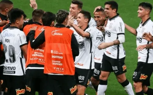 Timão quer afastar de vez o perigo de queda. (Foto: Getty Images)