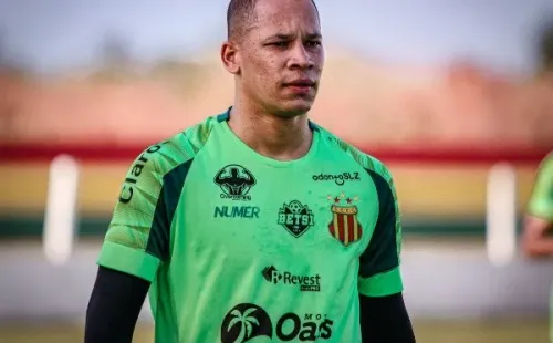 Caio Dantas é o artilheiro do Brasil em 2020 com 24 gols pelo Sampaio Corrêa (Foto: Lucas Almeida/Divulgação)