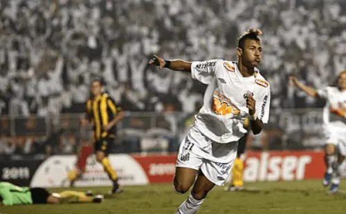 Neymar comemora gol na final da Libertadores. (Foto: Divulgação/ Santos FC)