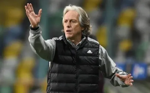 Jorge Jesus daria entrevista na manhã de hoje na sede do clube – Foto: Getty Images