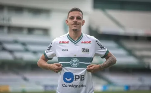 Ângelo é cotado para ter sua primeira chance no profissional do Coritiba e contra o São Paulo, no Morumbi (Foto: Divulgação/Coritiba)