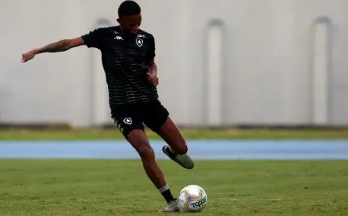 Wesley pode chegar ao Tricolor. Vitor Silva/Botafogo