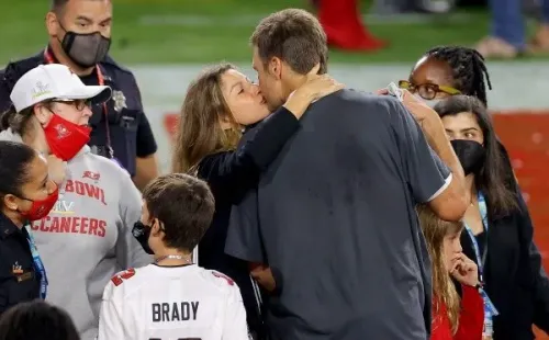 Na noite desta segunda-feira, Gisele Bundchen, esposa de Tom Brady, postou uma declaração ao marido (Crédito: Getty Images)