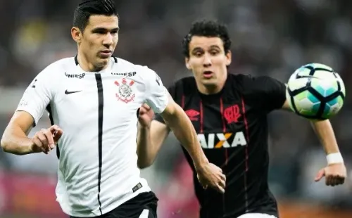 Balbuena teve grandes momentos defendendo a camisa do Corinthians entre 2016 e 2018 (Foto: Alexandre Schneider/Getty Images Brasil)