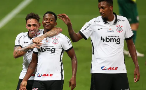 No último Dérbi, o rival Palmeiras venceu por 4 x 0. (Foto: Getty Images)