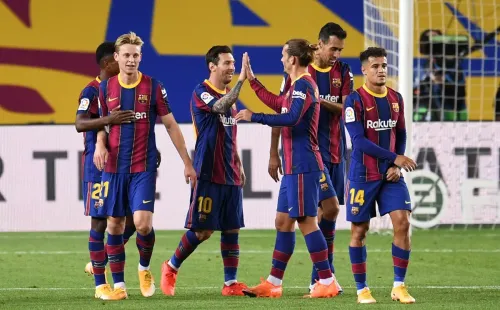 Comemoração de gol de jogadores do Barcelona. Foto: Getty Images