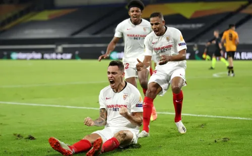 Comemoração de jogadores do Sevilla. Foto: Getty Images