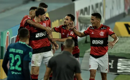 Flamengo em campo pelo Campeonato Carioca. (Foto: Getty Images)