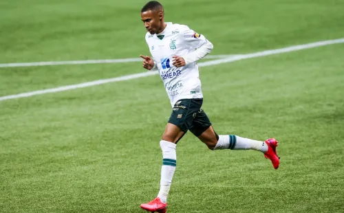 Ademir em partida pelo América-MG. Foto: Getty Images